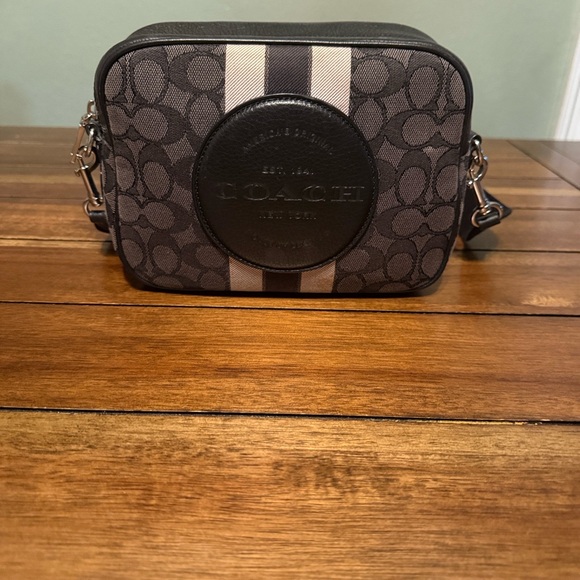 Coach Handbags - Coach Signature Black and Gray Crossbody Bag